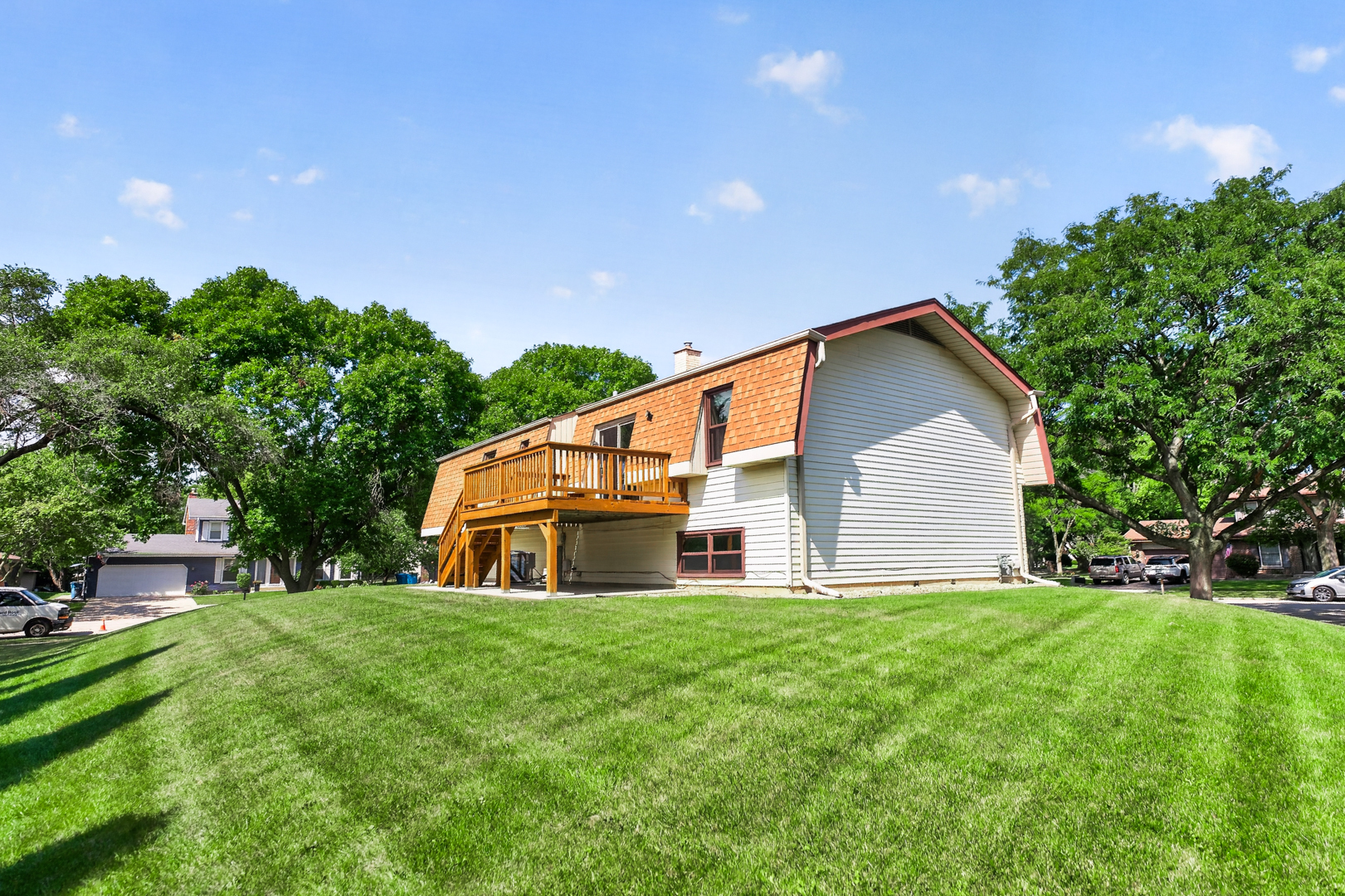 713 N Elm Circle