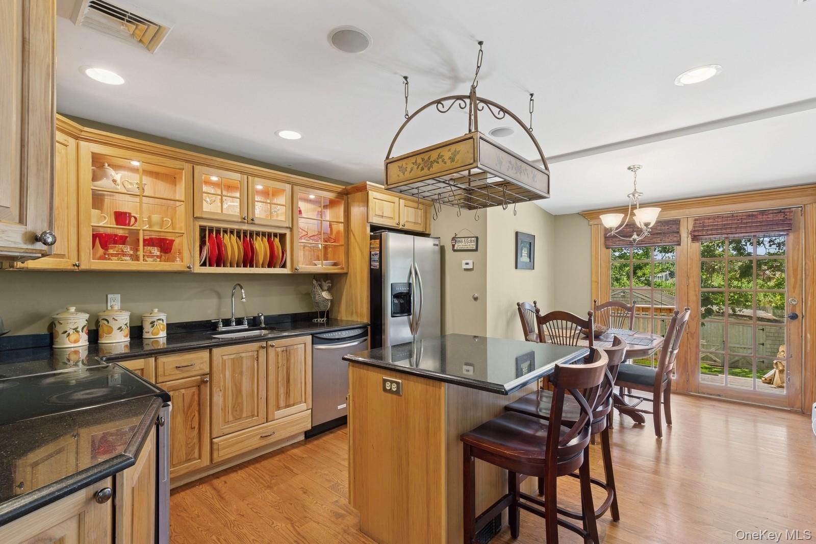 66 Lynbrook Drive
