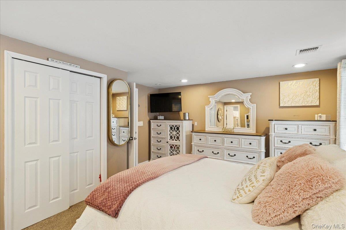 7 Pine Tree Drive