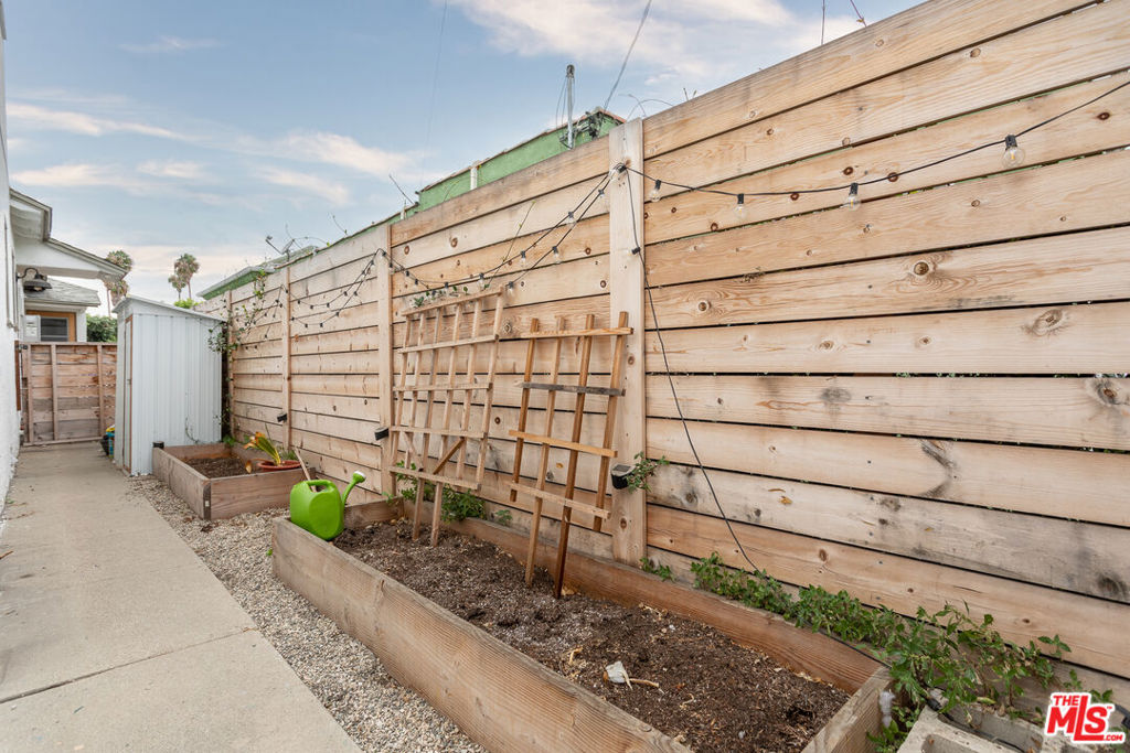 3036 S Virginia Road Unit: 2