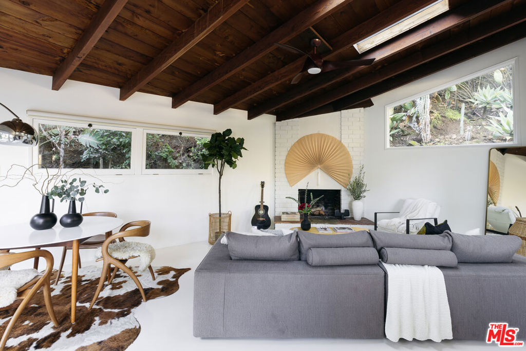 6209 Glen Oak Street