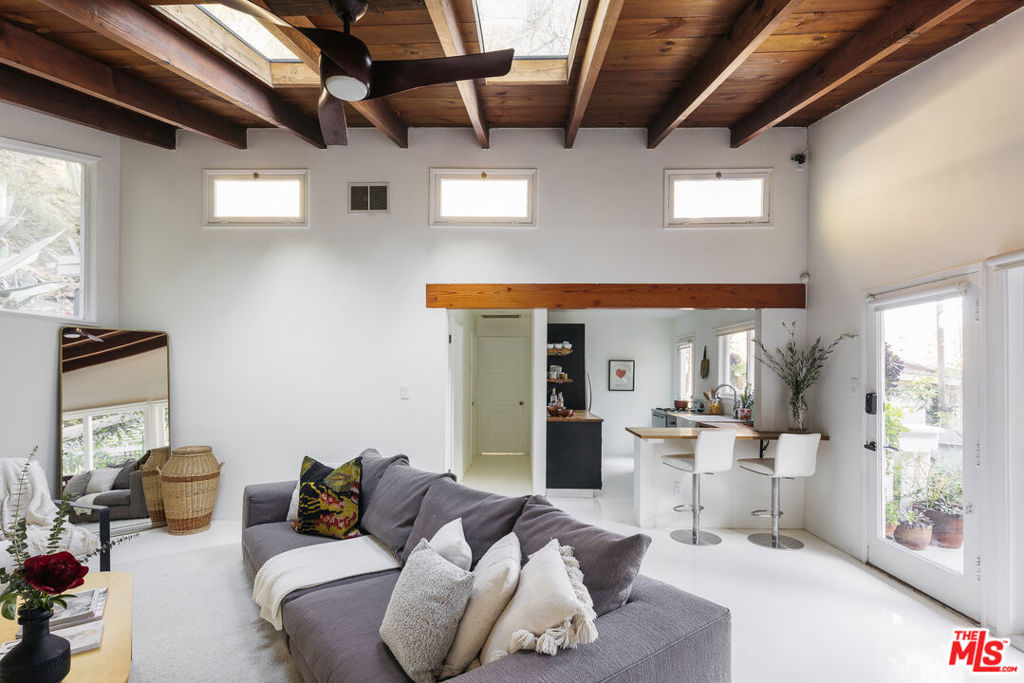 6209 Glen Oak Street