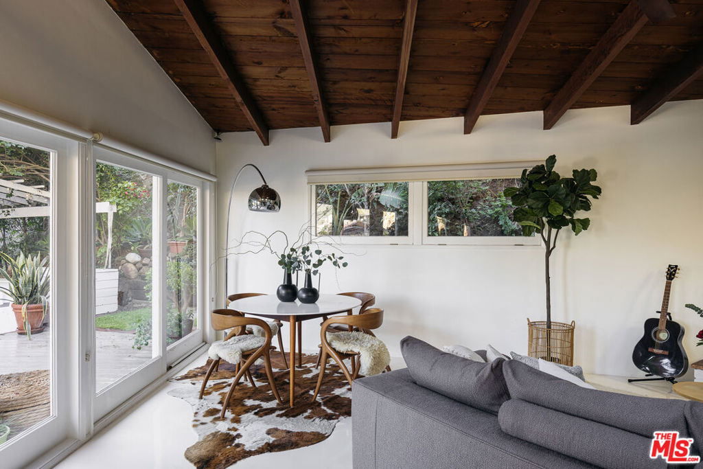 6209 Glen Oak Street