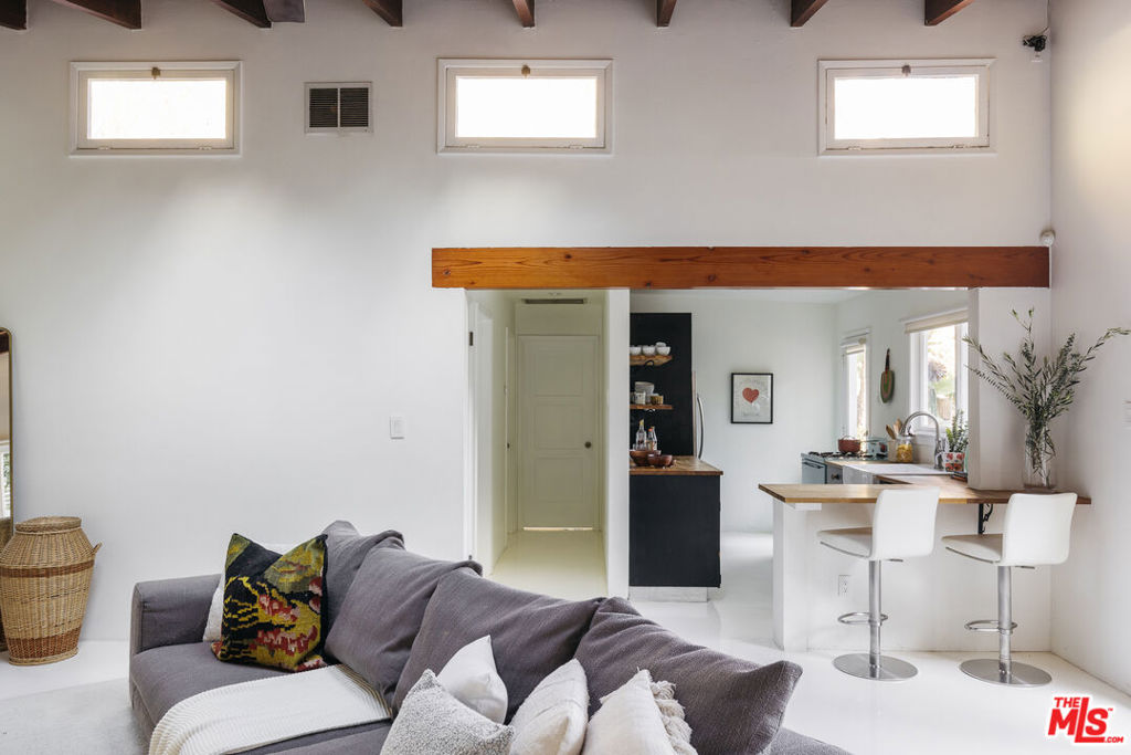 6209 Glen Oak Street