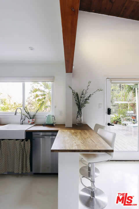 6209 Glen Oak Street