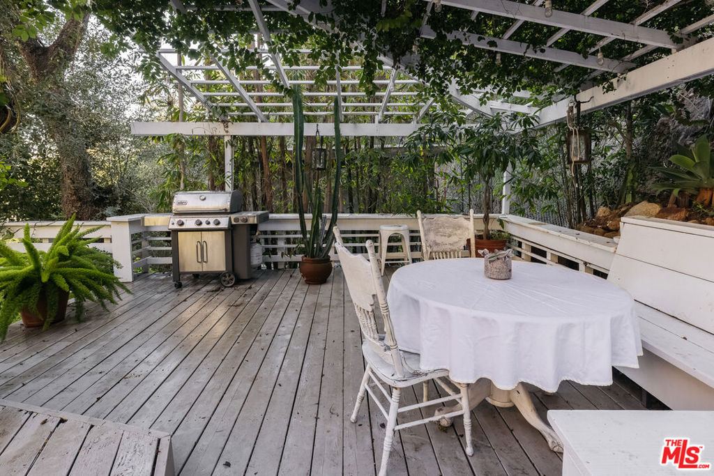 6209 Glen Oak Street