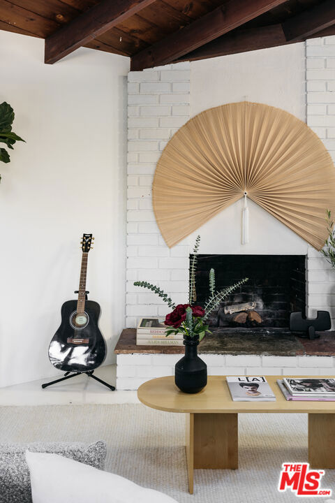 6209 Glen Oak Street