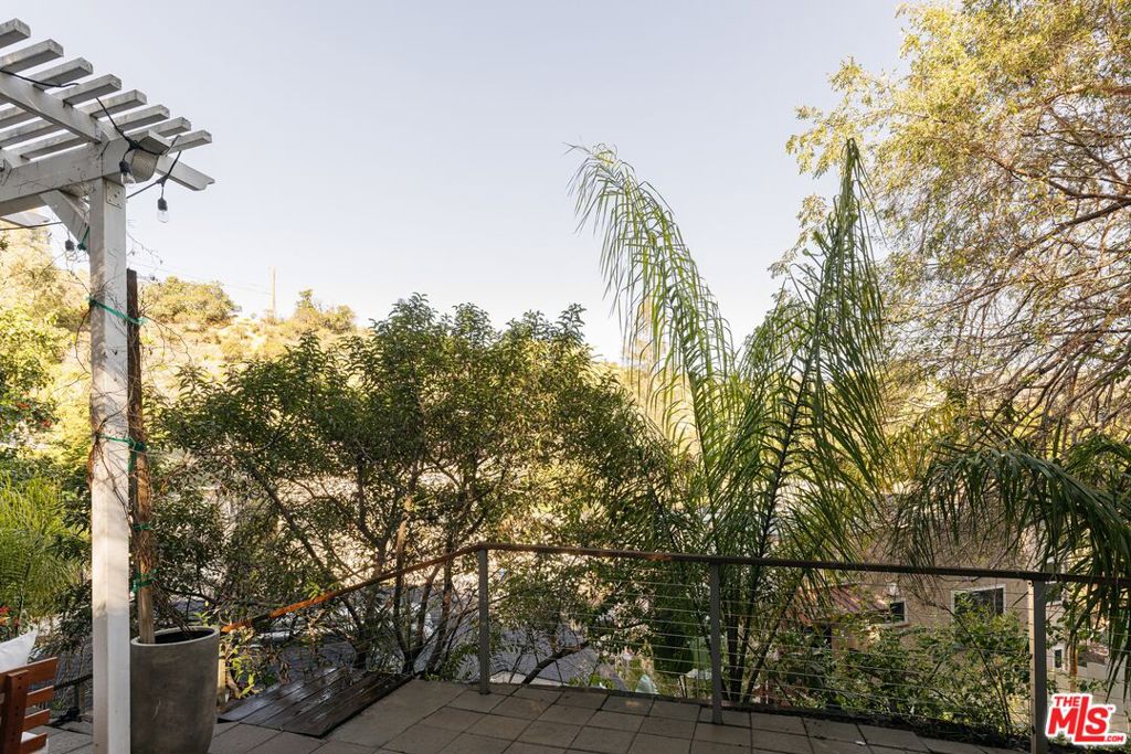 6158 Glen Oak Street