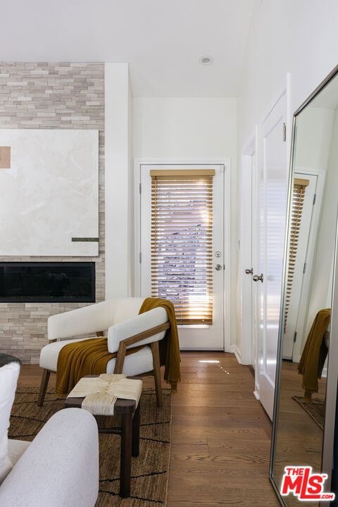 6158 Glen Oak Street