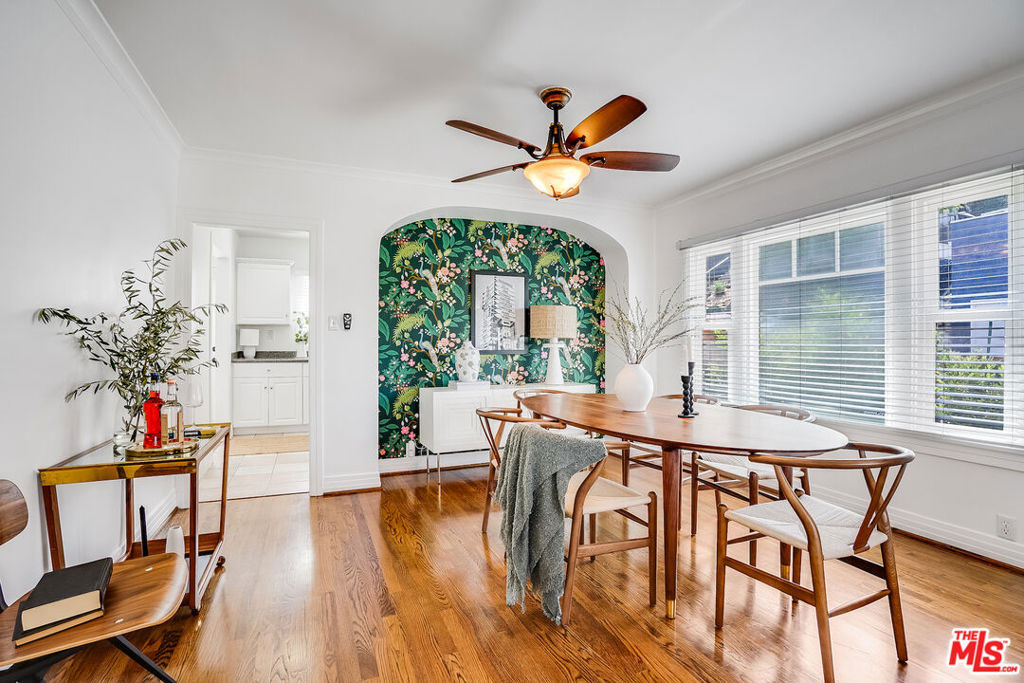 6201 Springvale Drive