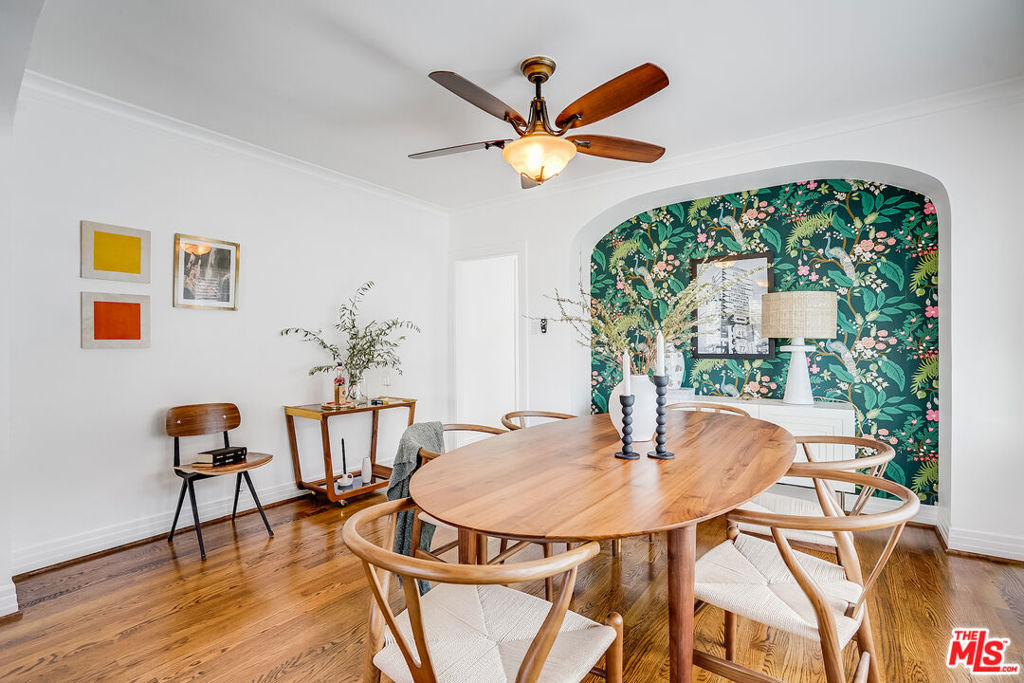 6201 Springvale Drive