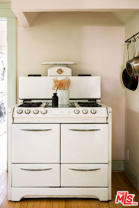 135 N San Marino Avenue