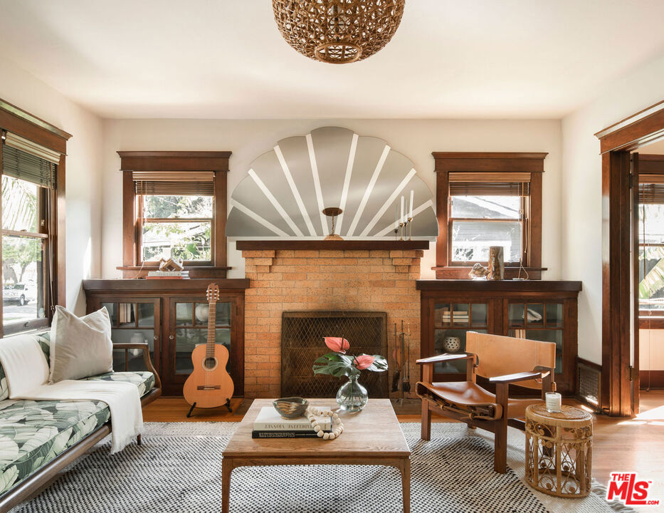 135 N San Marino Avenue