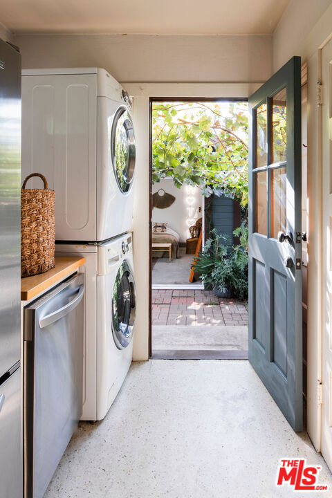 135 N San Marino Avenue