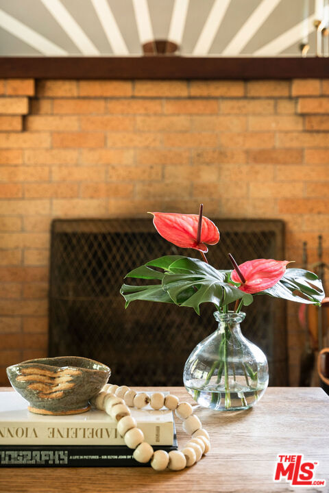 135 N San Marino Avenue