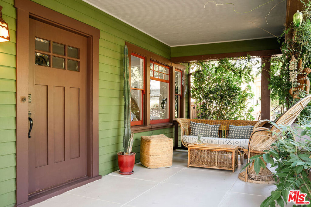 135 N San Marino Avenue