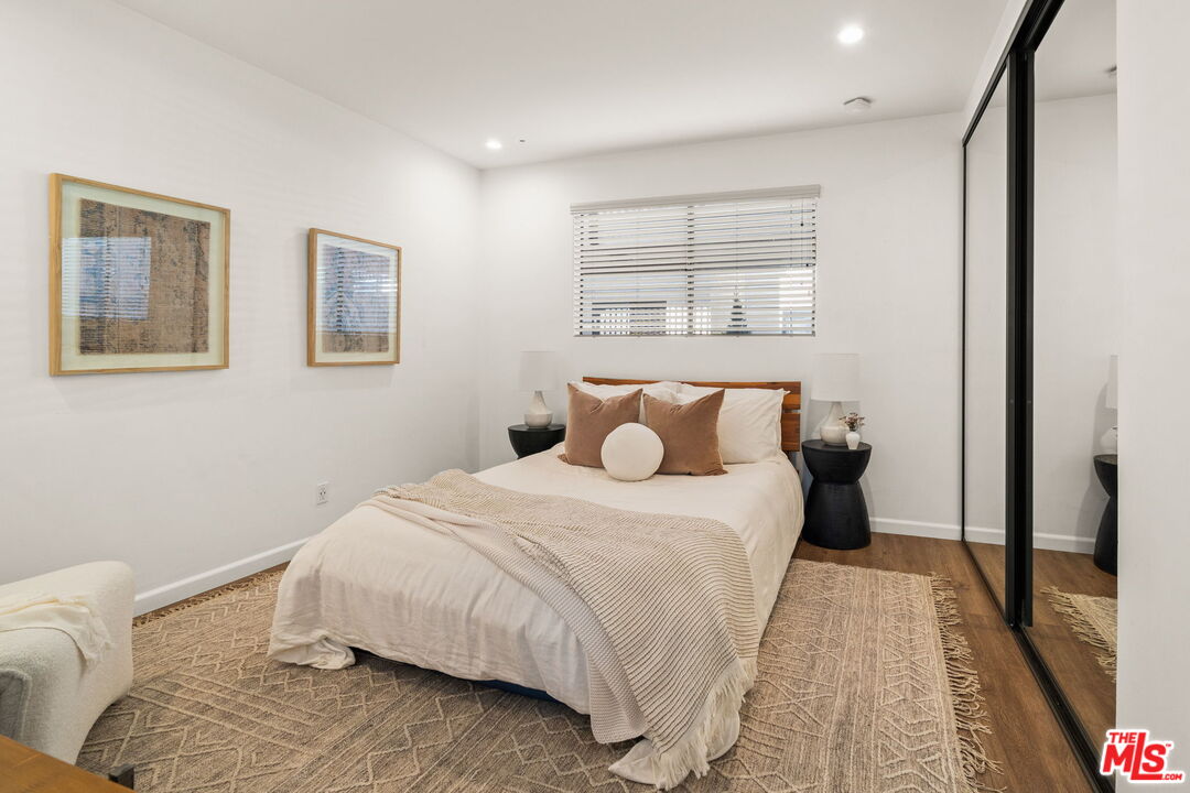 4835 E Anaheim St Unit: 205