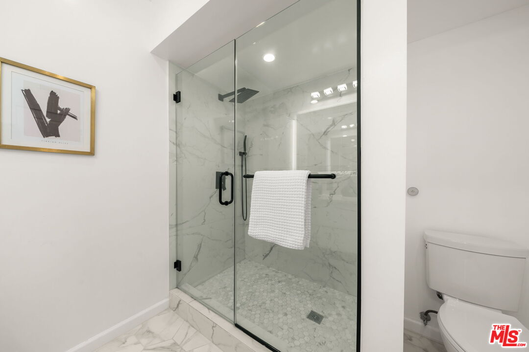 4835 E Anaheim St Unit: 205