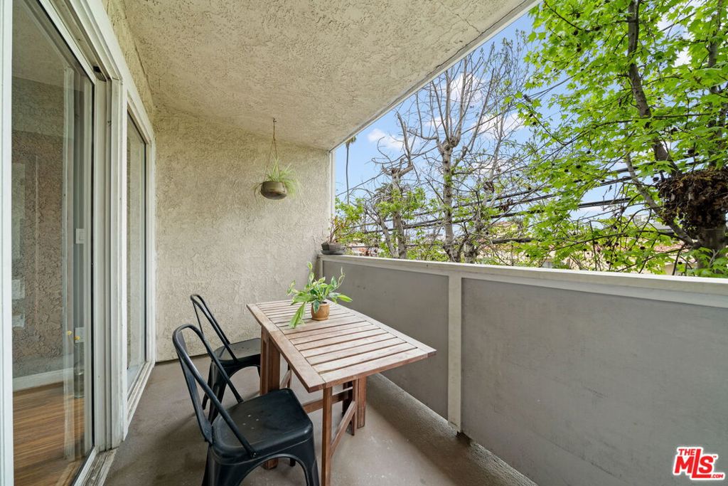 628 Daisy Avenue 308