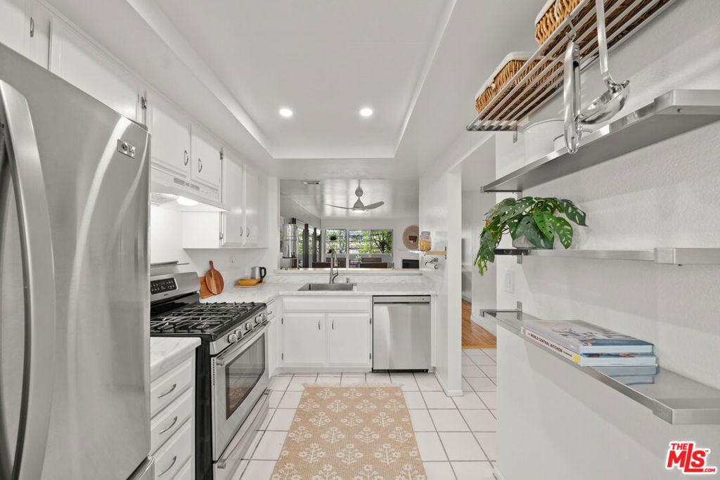 628 Daisy Avenue 308