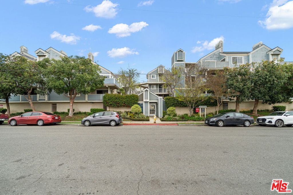 628 Daisy Avenue 308