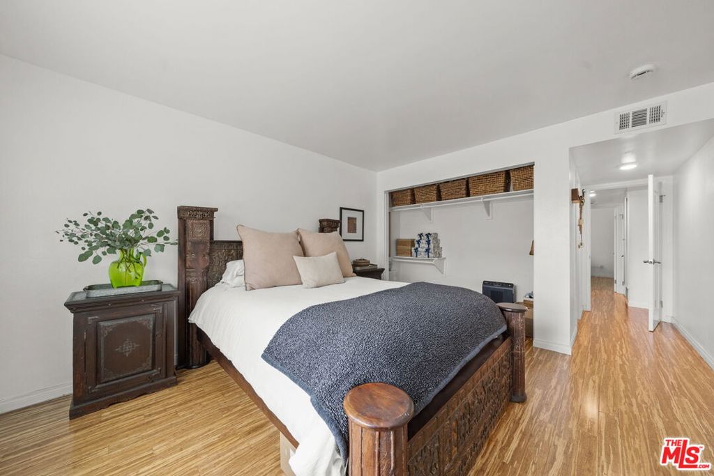 628 Daisy Avenue 308