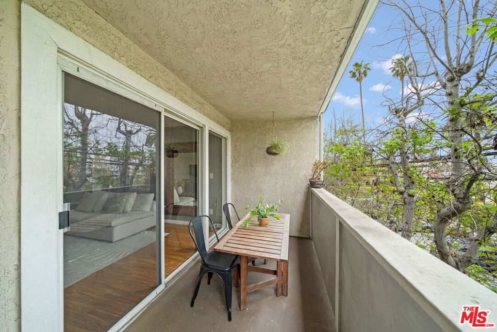 628 Daisy Avenue 308