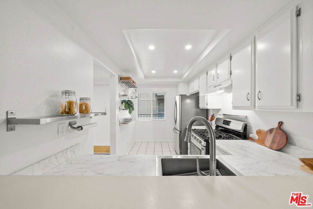 628 Daisy Avenue 308