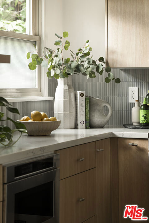 3297 Granville Avenue