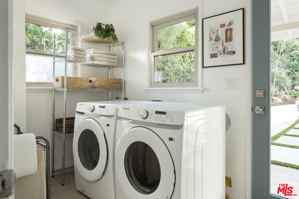 3297 Granville Avenue