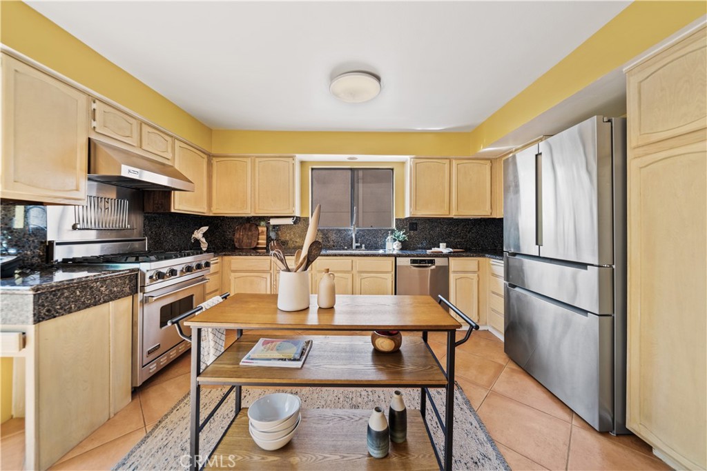 14560 Benefit Street Unit: 206