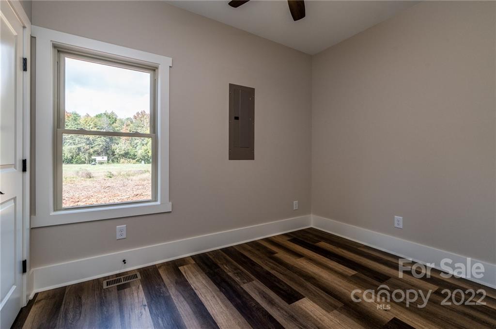 550 Fiber Acres A Street Unit: 4