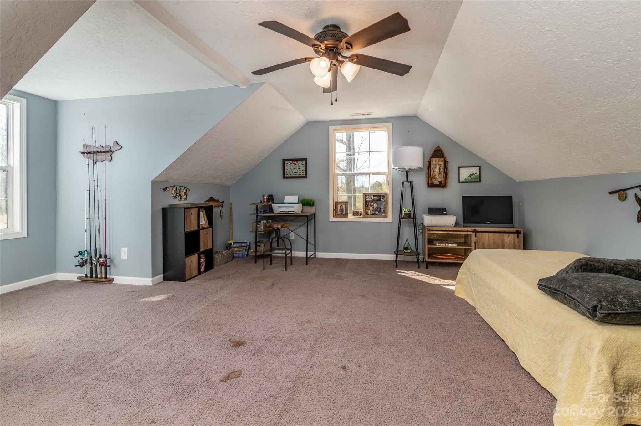 740 Renshaw Ford Road