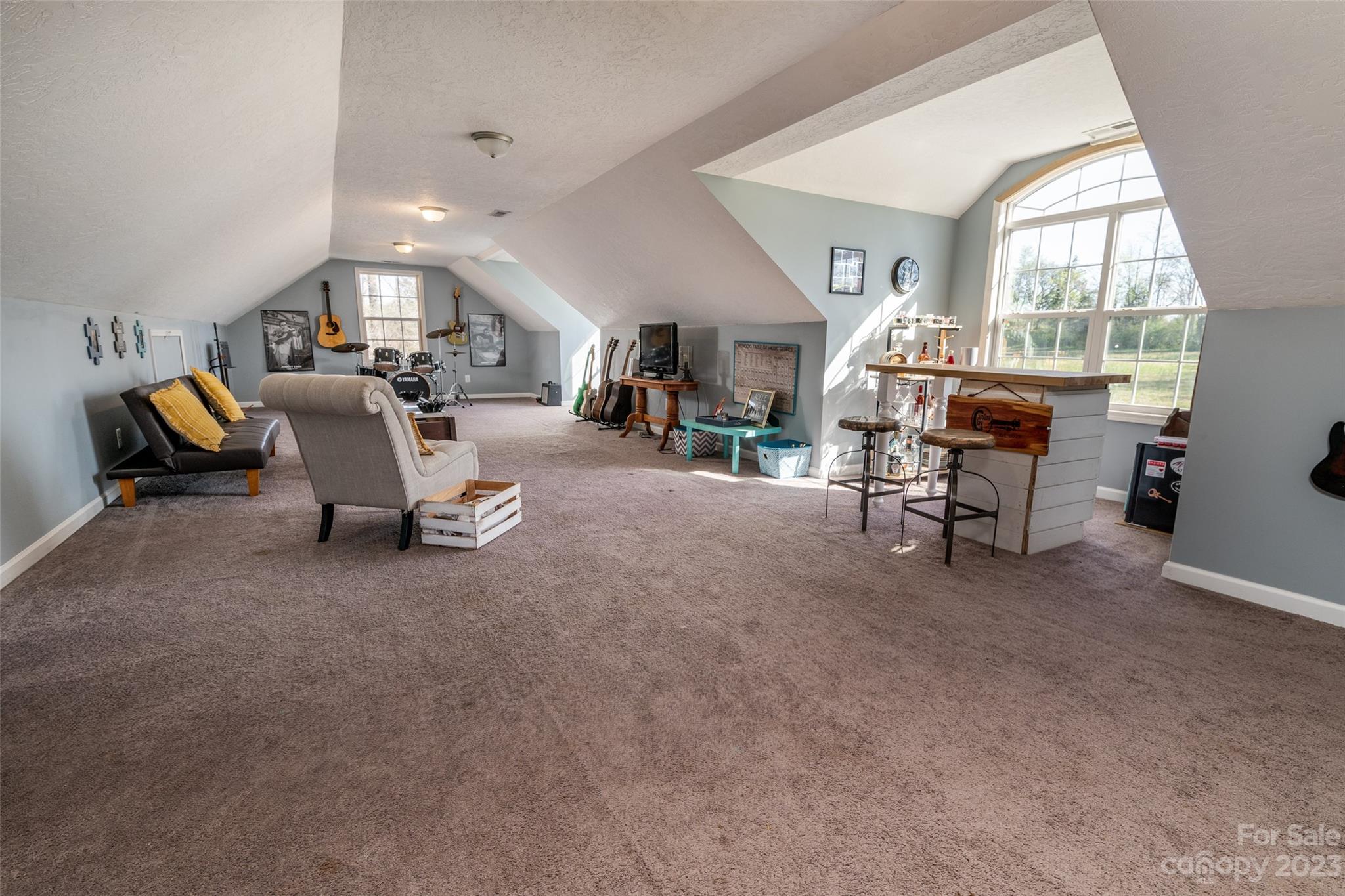 740 Renshaw Ford Road