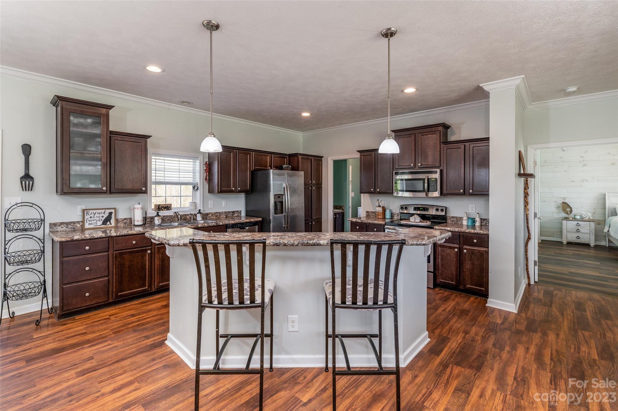 740 Renshaw Ford Road