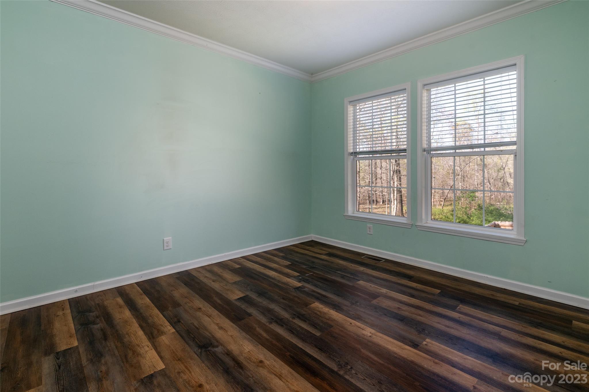 740 Renshaw Ford Road