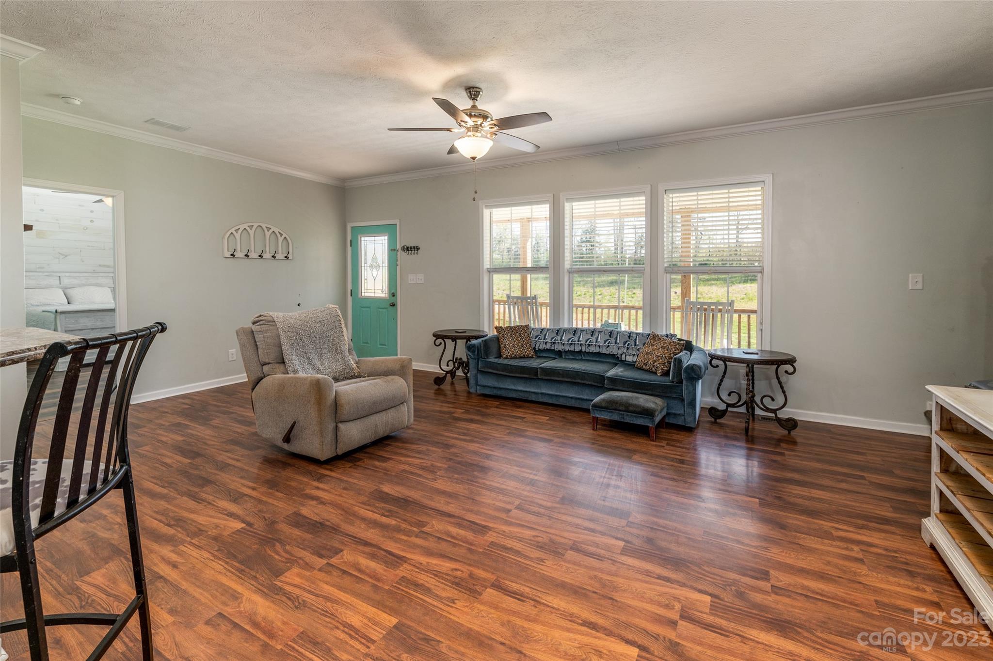 740 Renshaw Ford Road