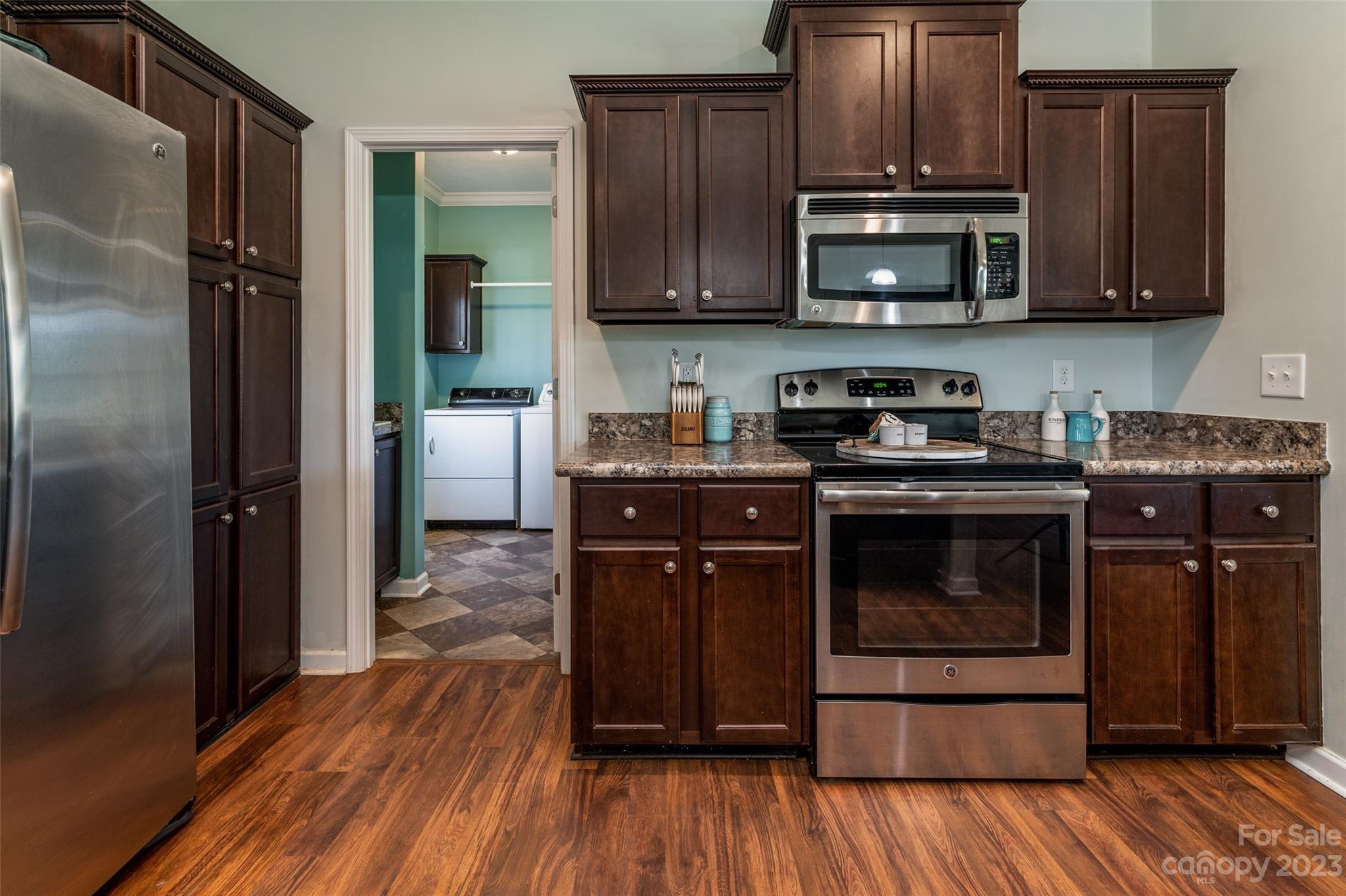 740 Renshaw Ford Road