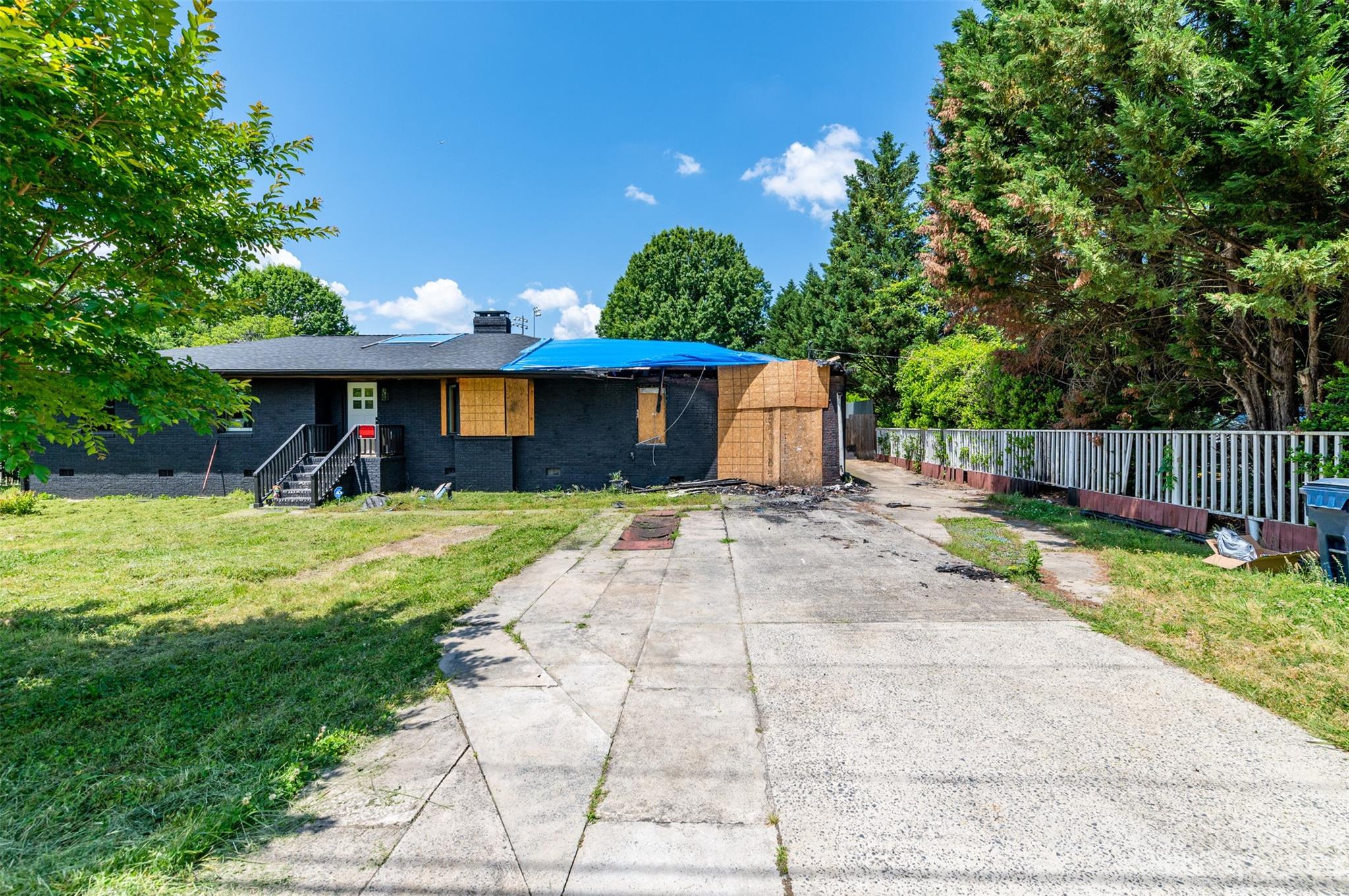 19627 Smith Circle