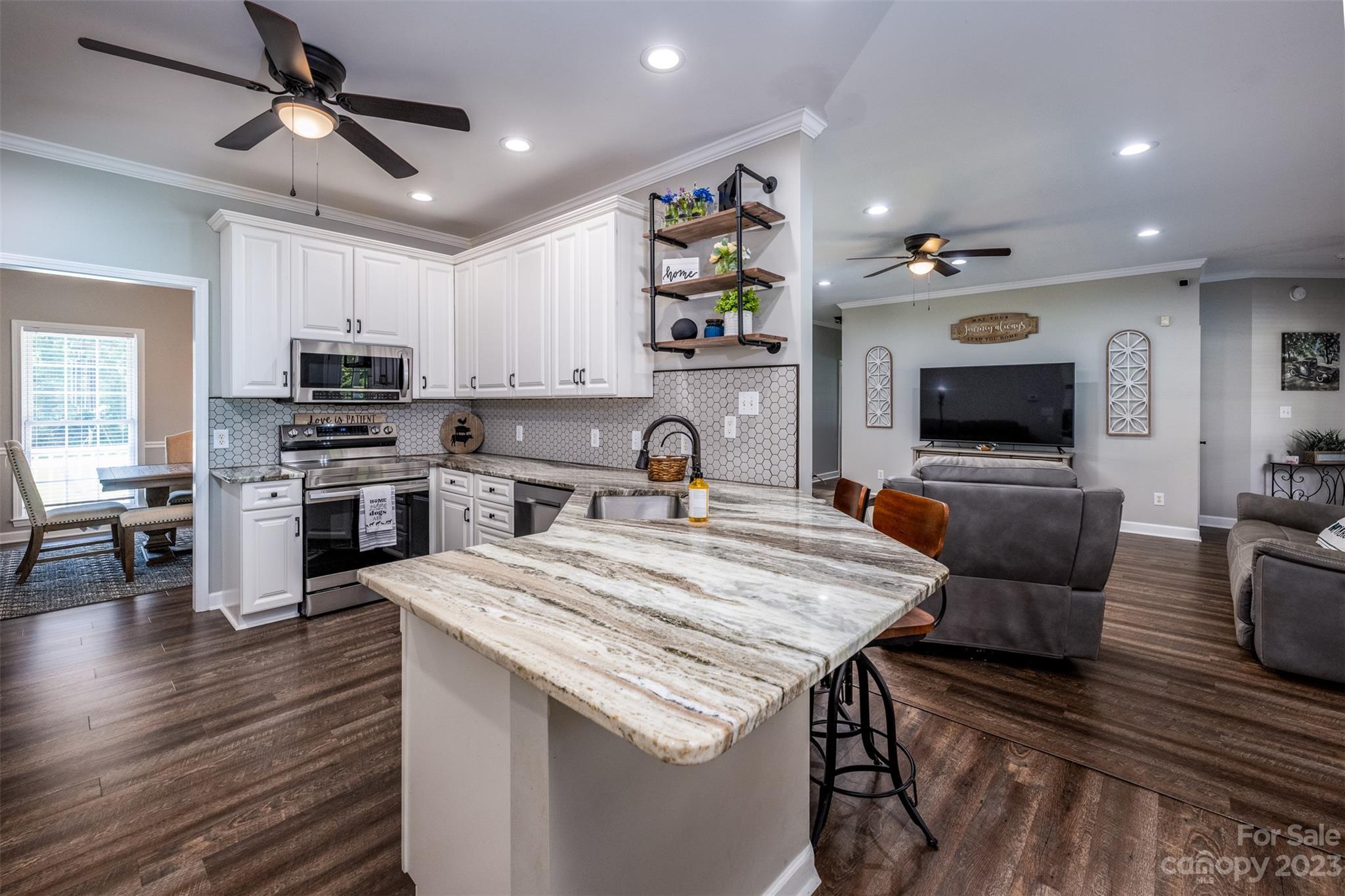 422 Old Mountain Road