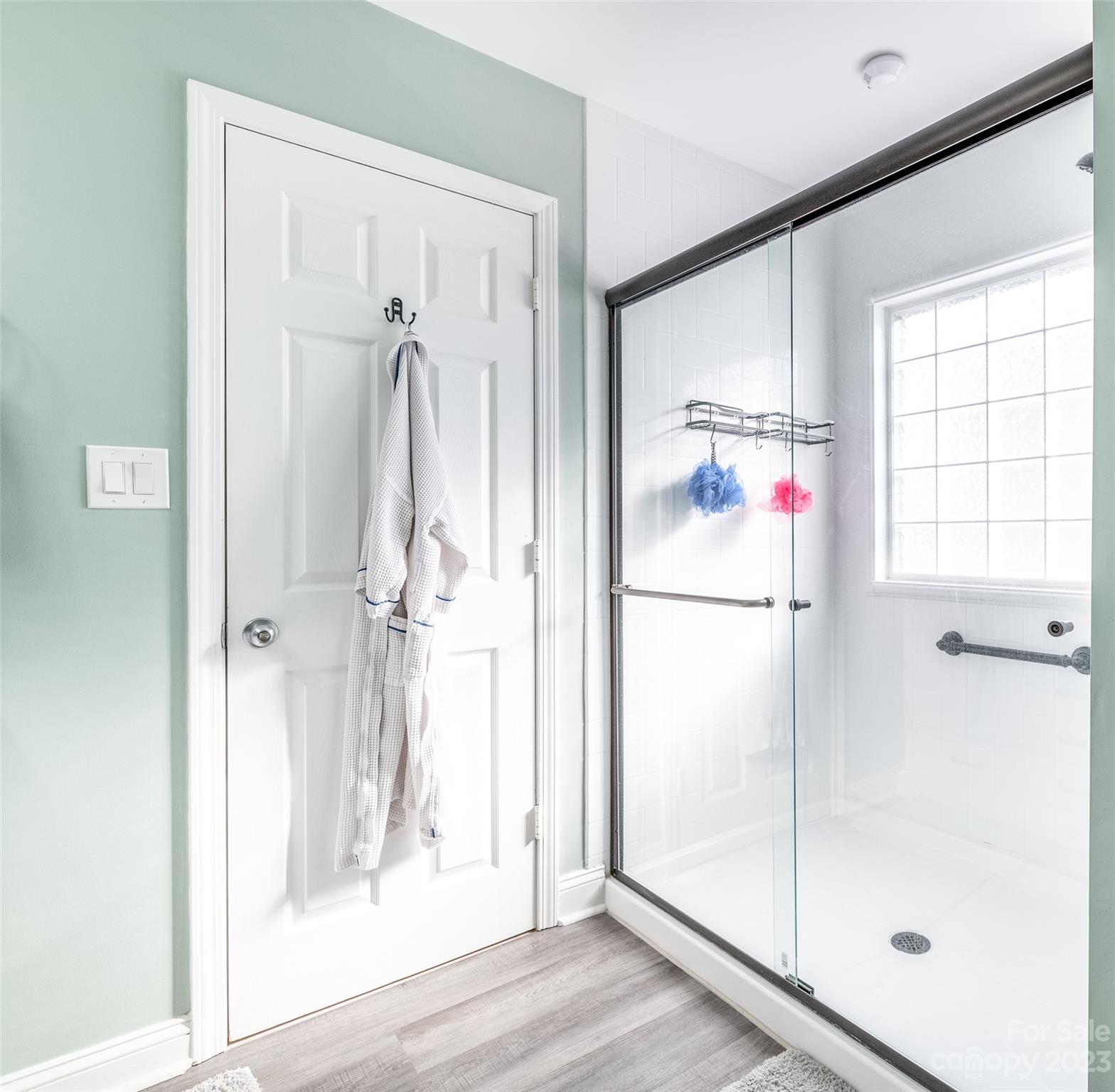 201 E Waterlynn Road