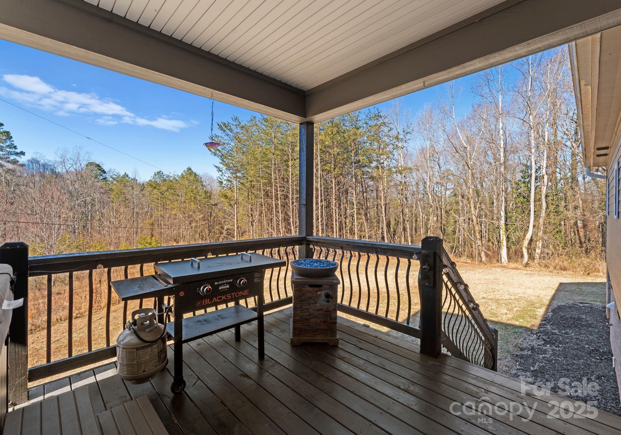 279 20th Avenue Drive NW