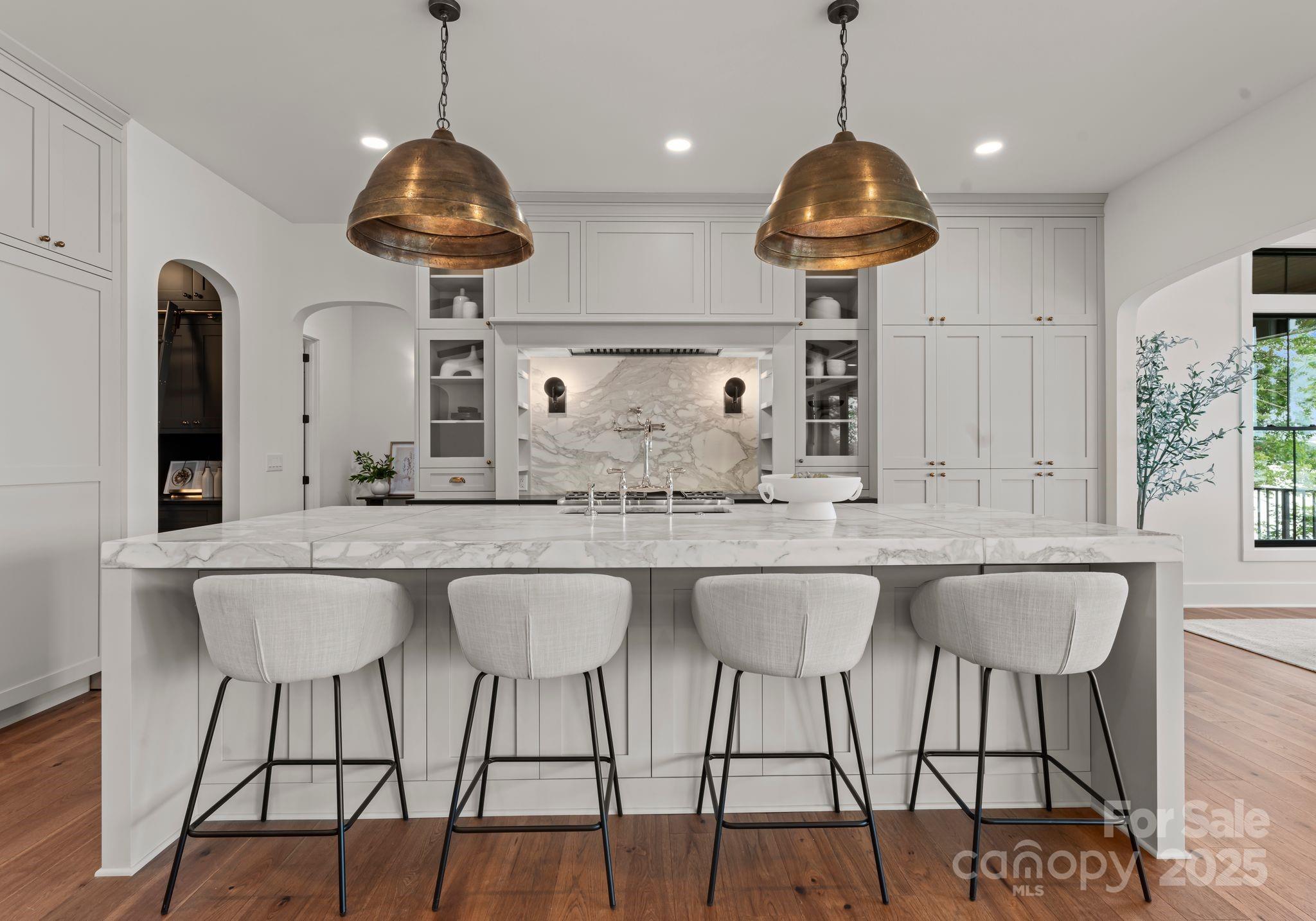 8066 Edgewater Drive Unit: 103