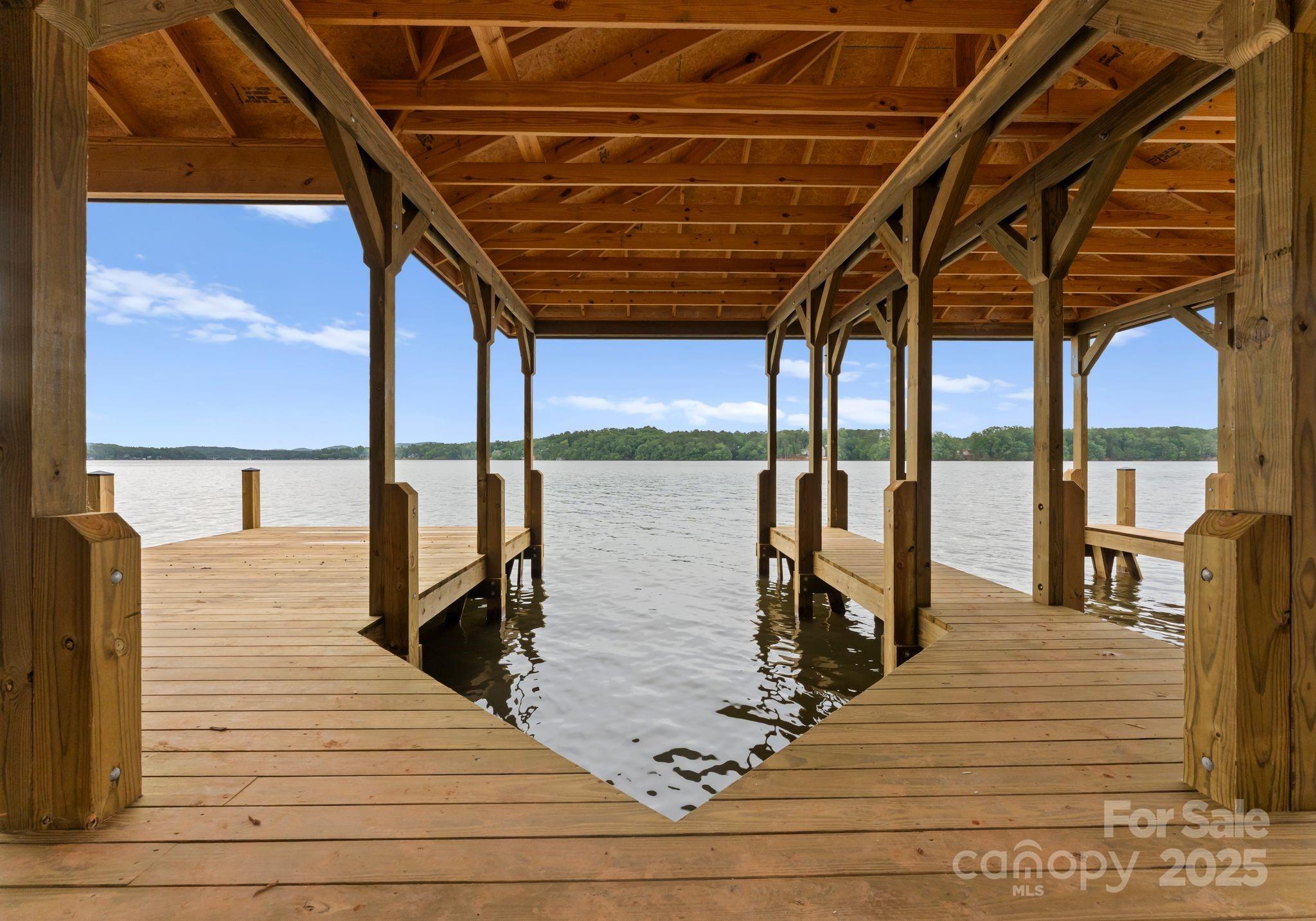 8066 Edgewater Drive Unit: 103
