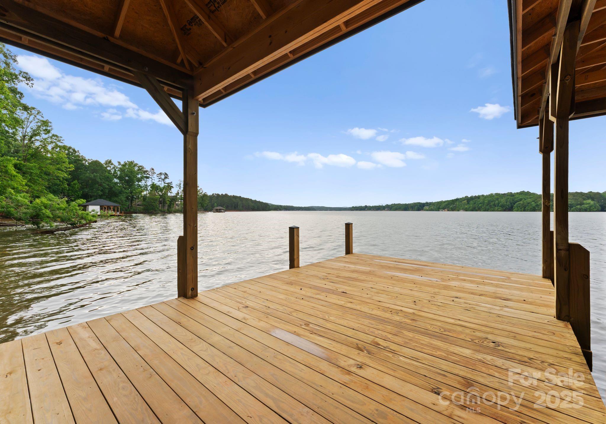 8066 Edgewater Drive Unit: 103