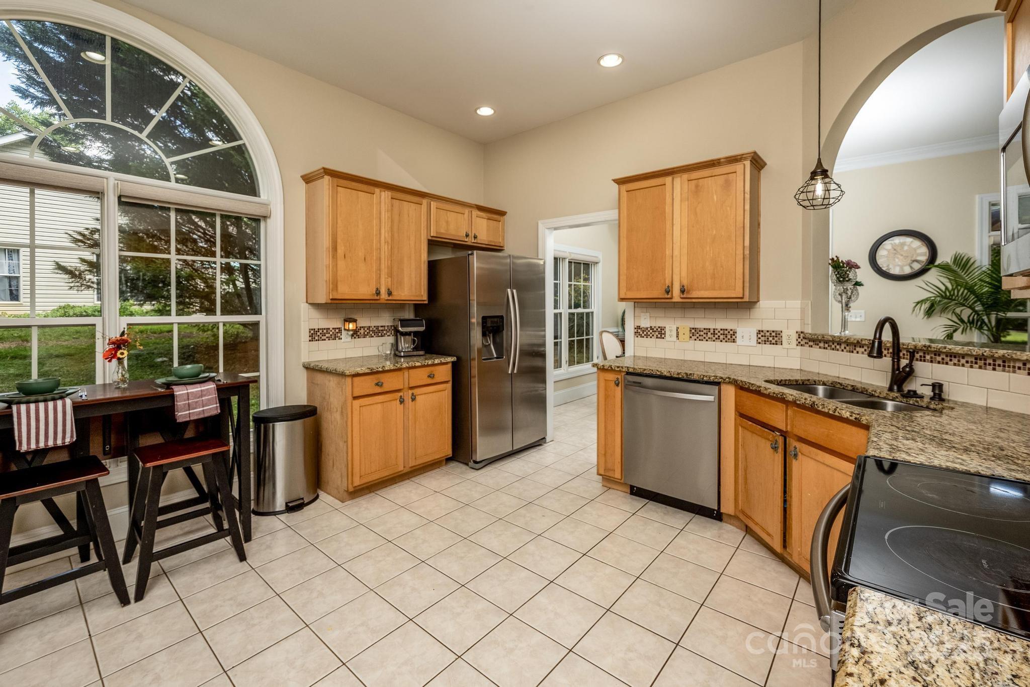 115 Springlake Drive