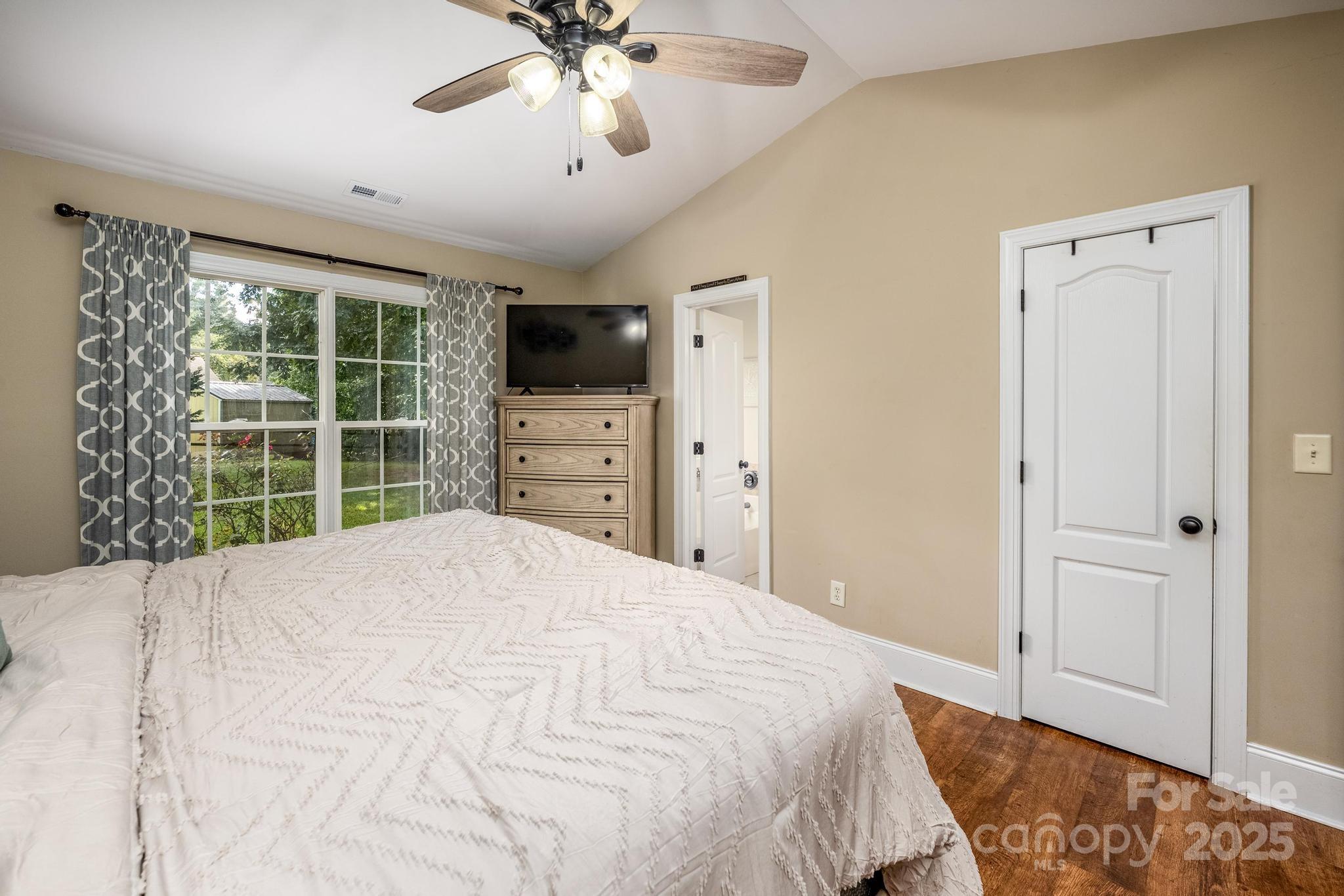 115 Springlake Drive