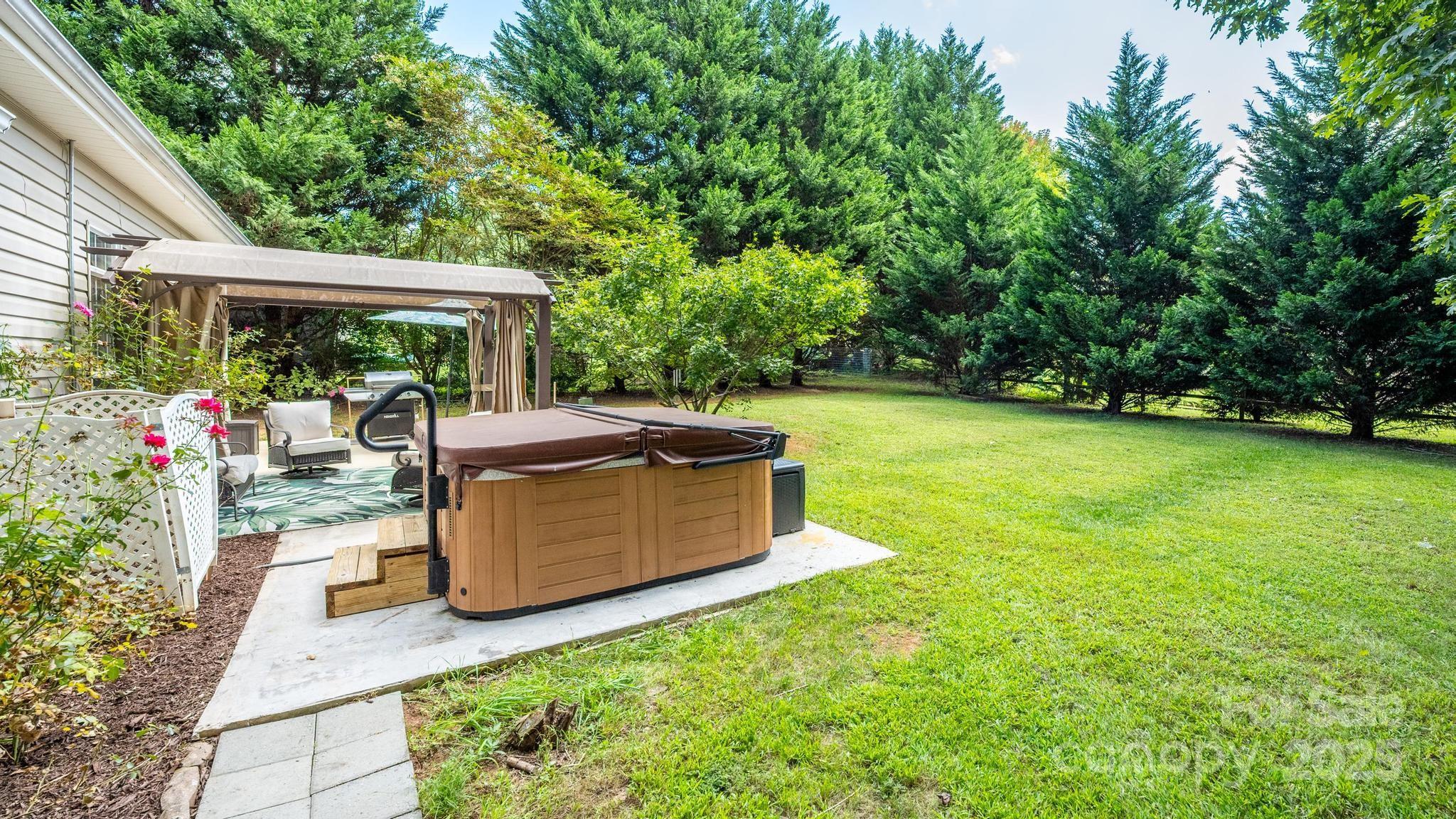 115 Springlake Drive