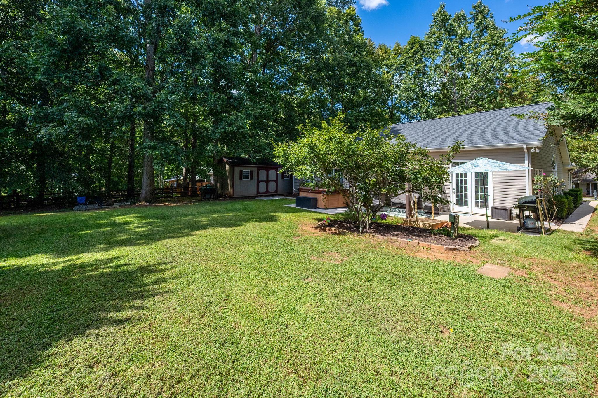 115 Springlake Drive