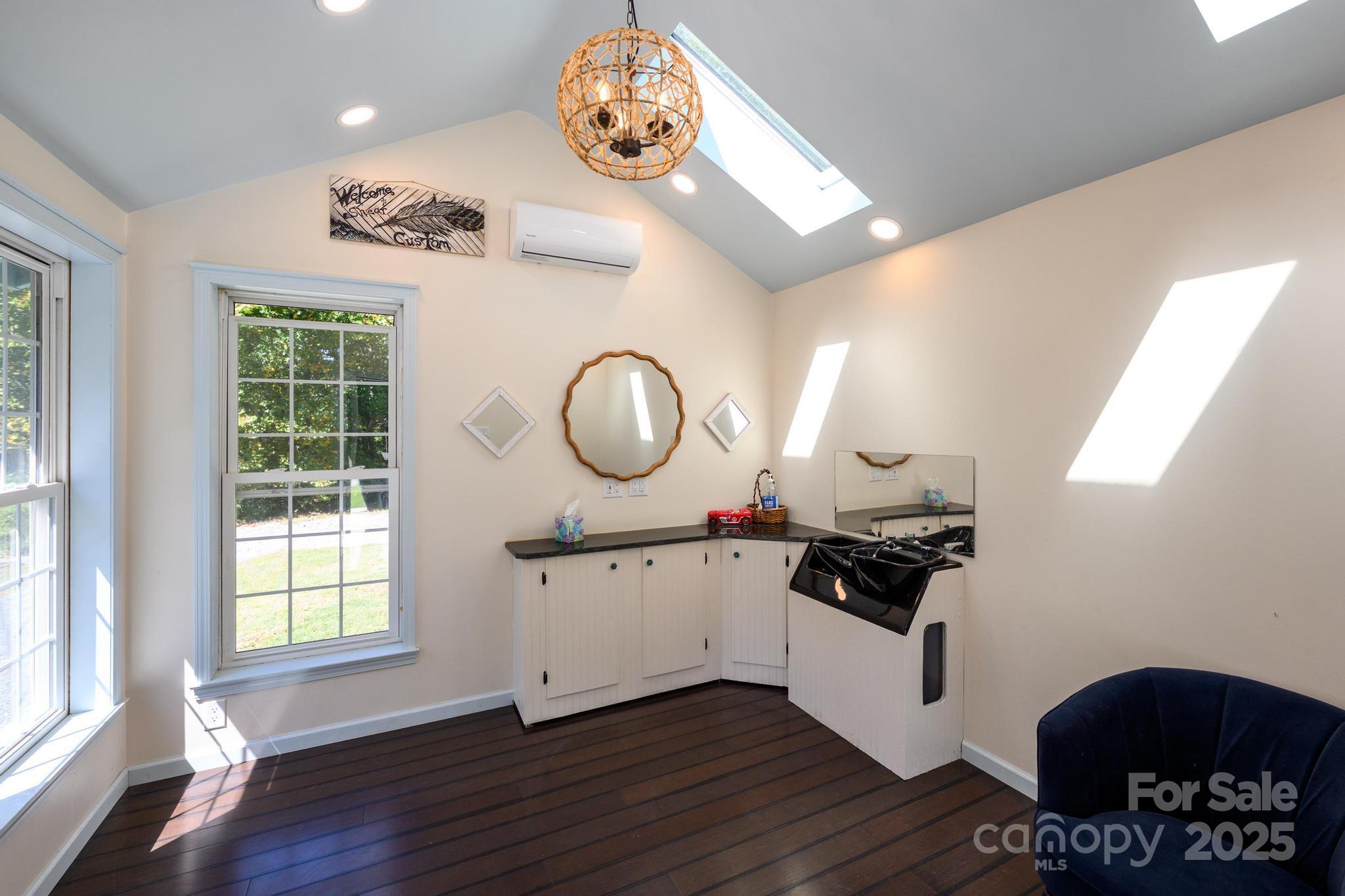 160 Clairmont Road